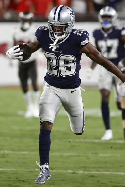 Brady throws for 379 yards 4 TDs Bucs beat Cowboys 31 29 AP News